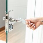 Llavero Antibacteriano Anticontact Riken BLANCO